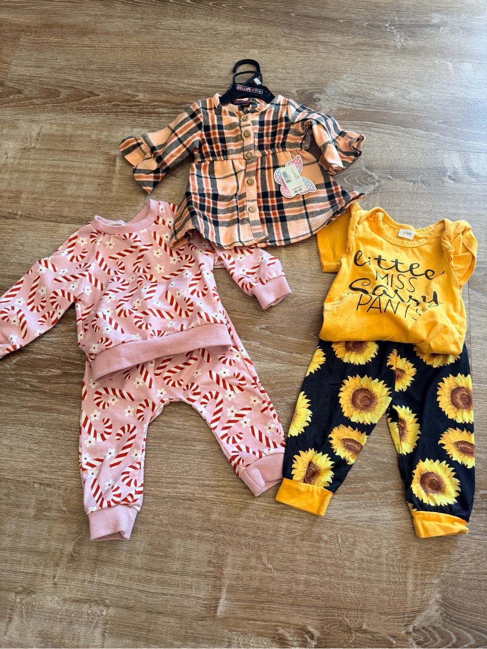 3 Seasonal Girl outfits